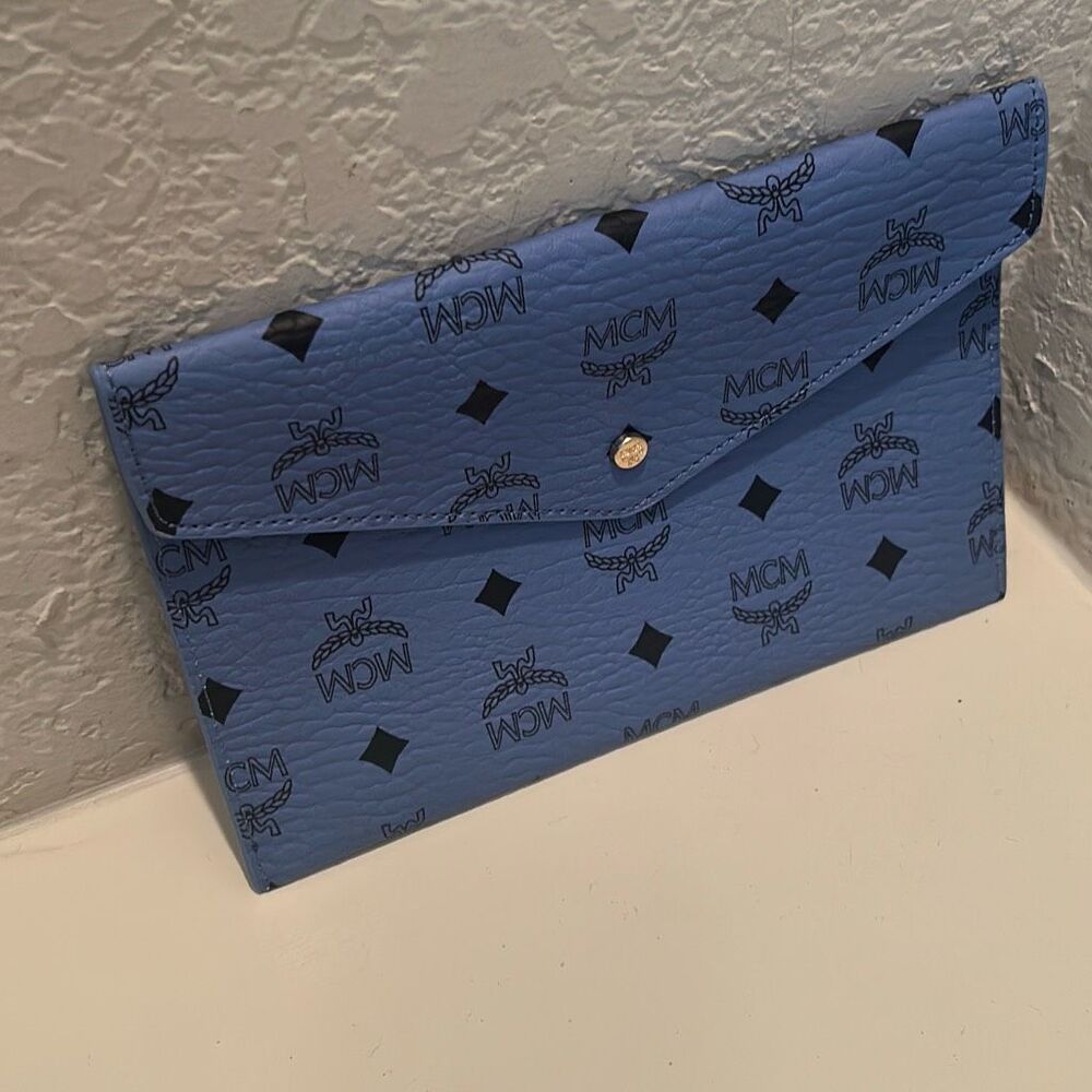 MCM Foldover Flap Envelope Clutch Blue Black Logo Monogram Print Pouch Bag NEW - Picture 8 of 8